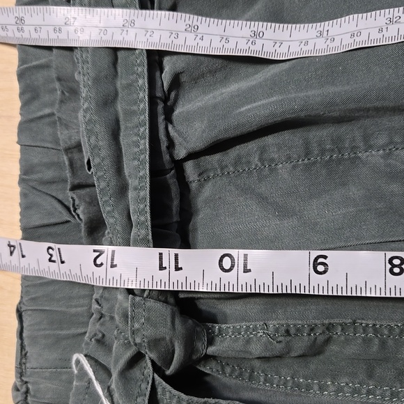 - Women's Green Shorts Elastic Pull On Tie Belt Front Back Pockets Size XXL - Picture 5 of 7